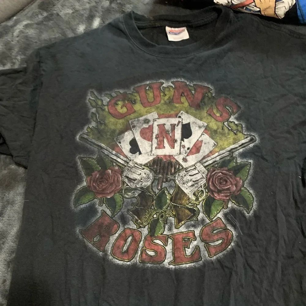 Vintage Guns N’ Roses shirt vintage band tour rock